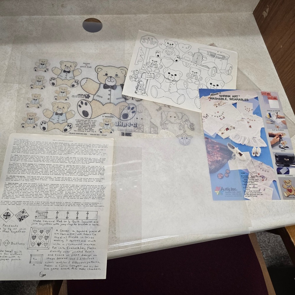 Vintage Aleene's Shrink Art Washable‎ Wearables Kit Barb Every Teddy Bears 3-599